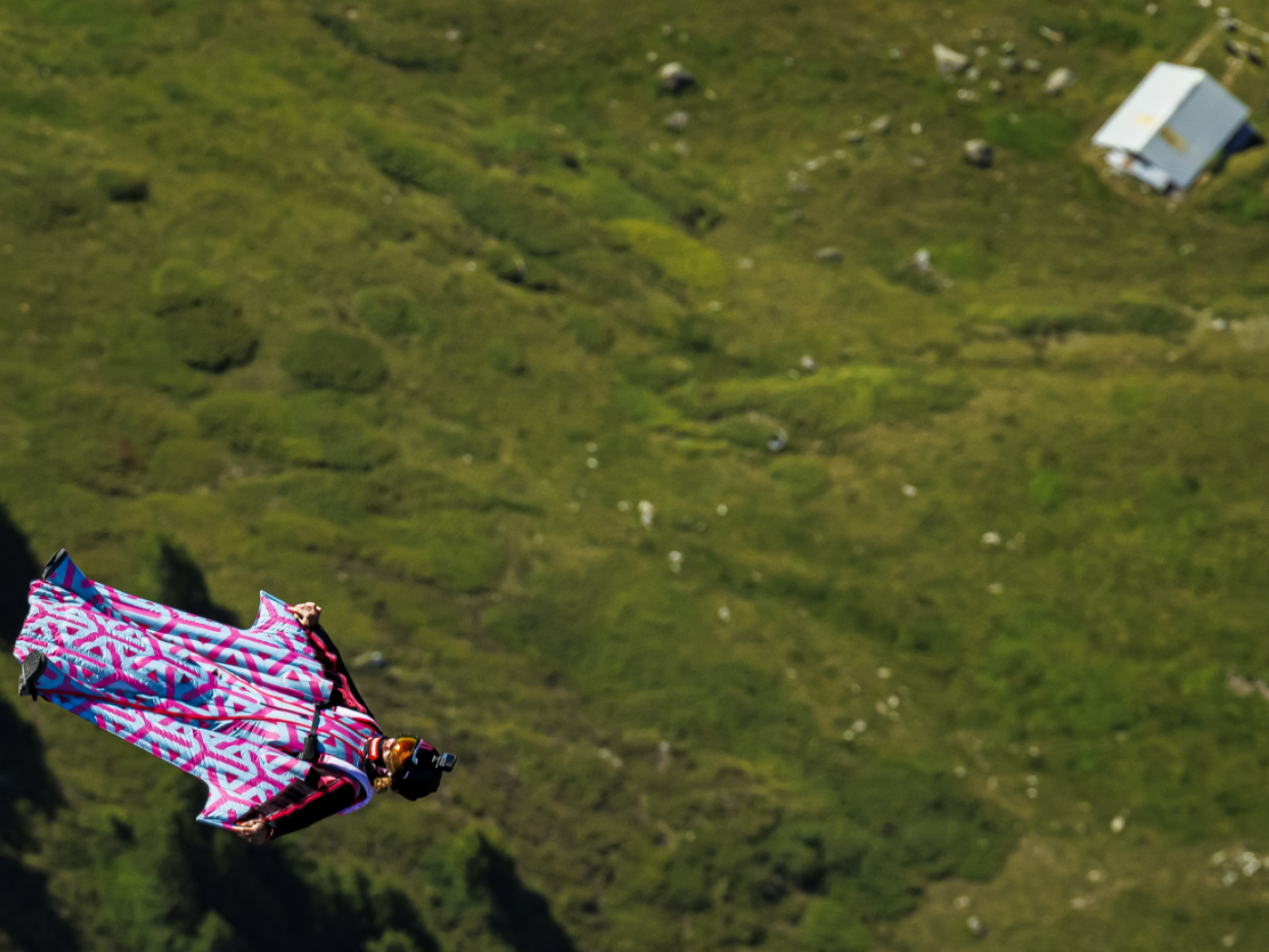Wingsuit rider killed near Vättis SG