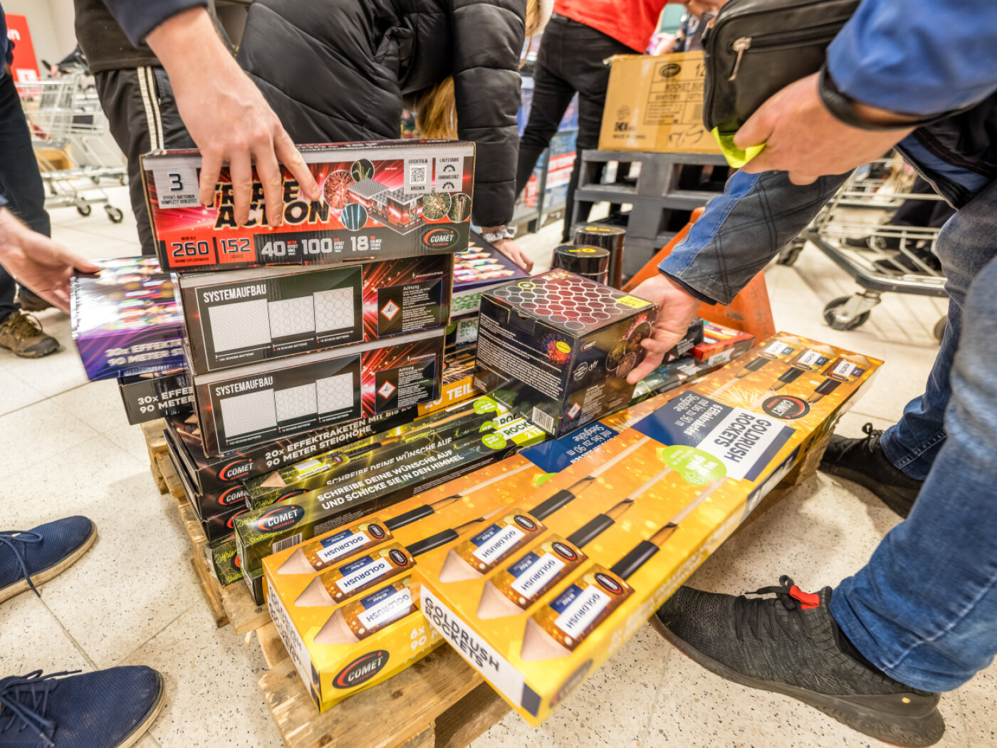 Fireworks initiative to be put to the public following the failure of the alternative proposal