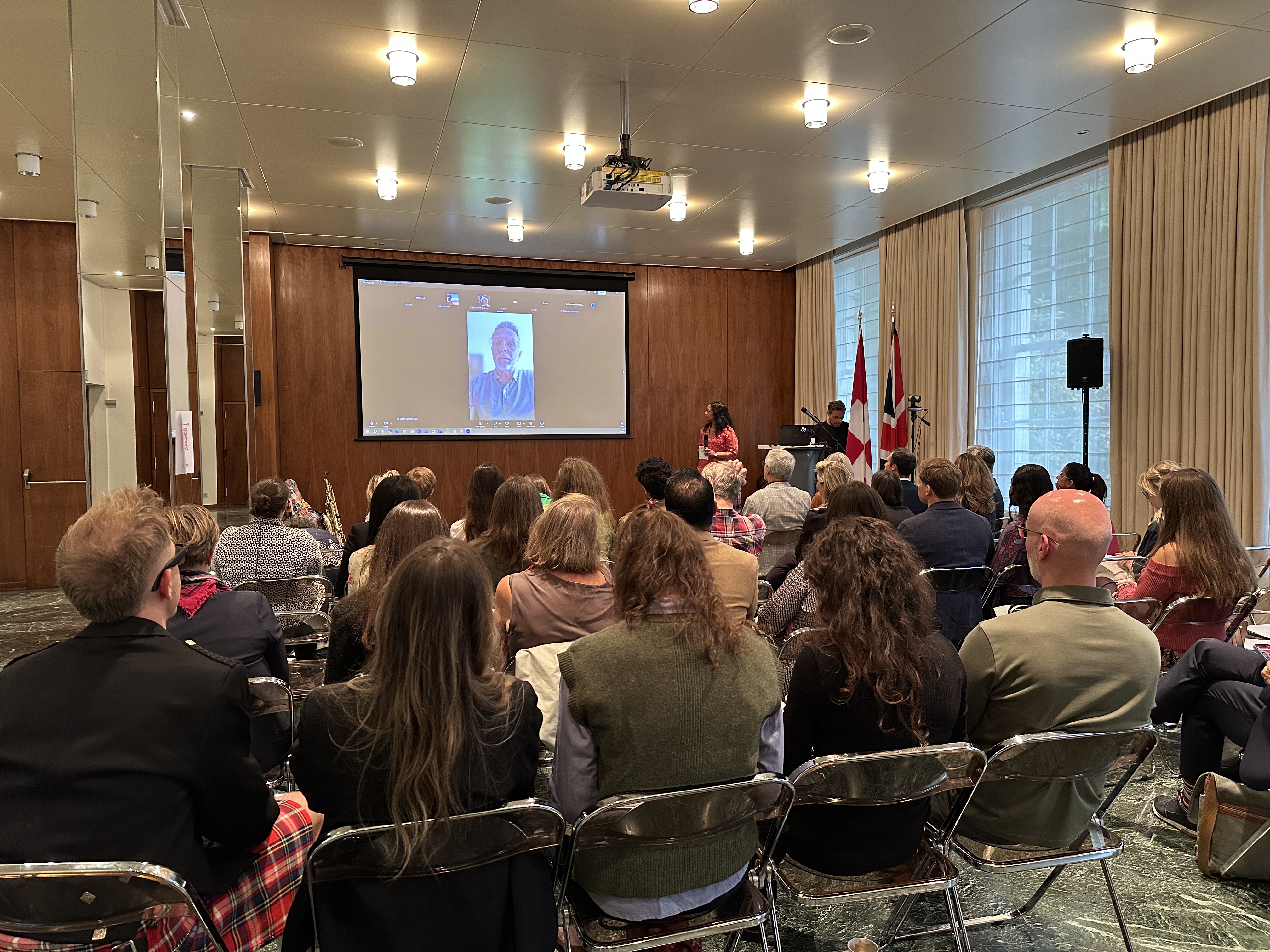 Organisation of the Swiss Abroad director Daniel Hunziker joined the conference remotely, speaking to participants in London via video link.