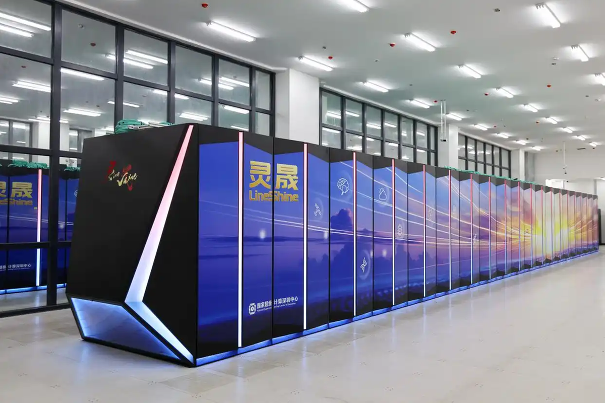 中国研发的“Lineshine”在最新全球超级计算机500强榜单中位列第一。