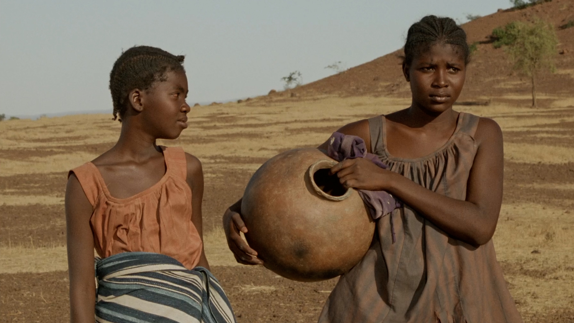 A touch of feminism, dealing with patriarchal issues: scene of 'Tilaï'.