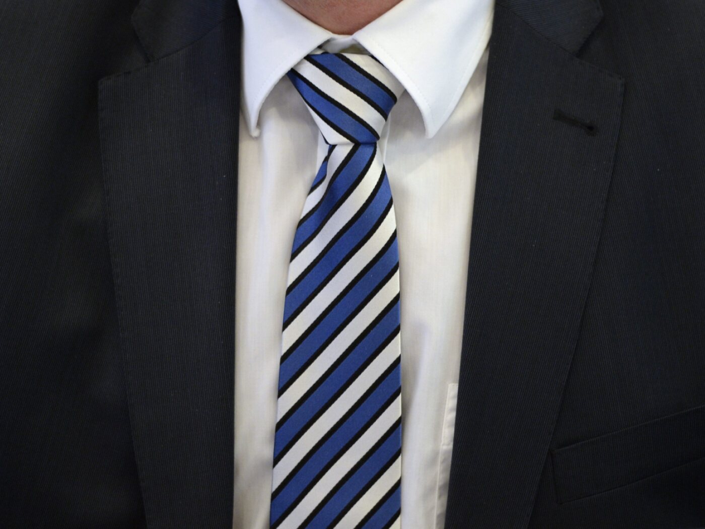 Switzerland’s last tie manufacturer closes after 70 years