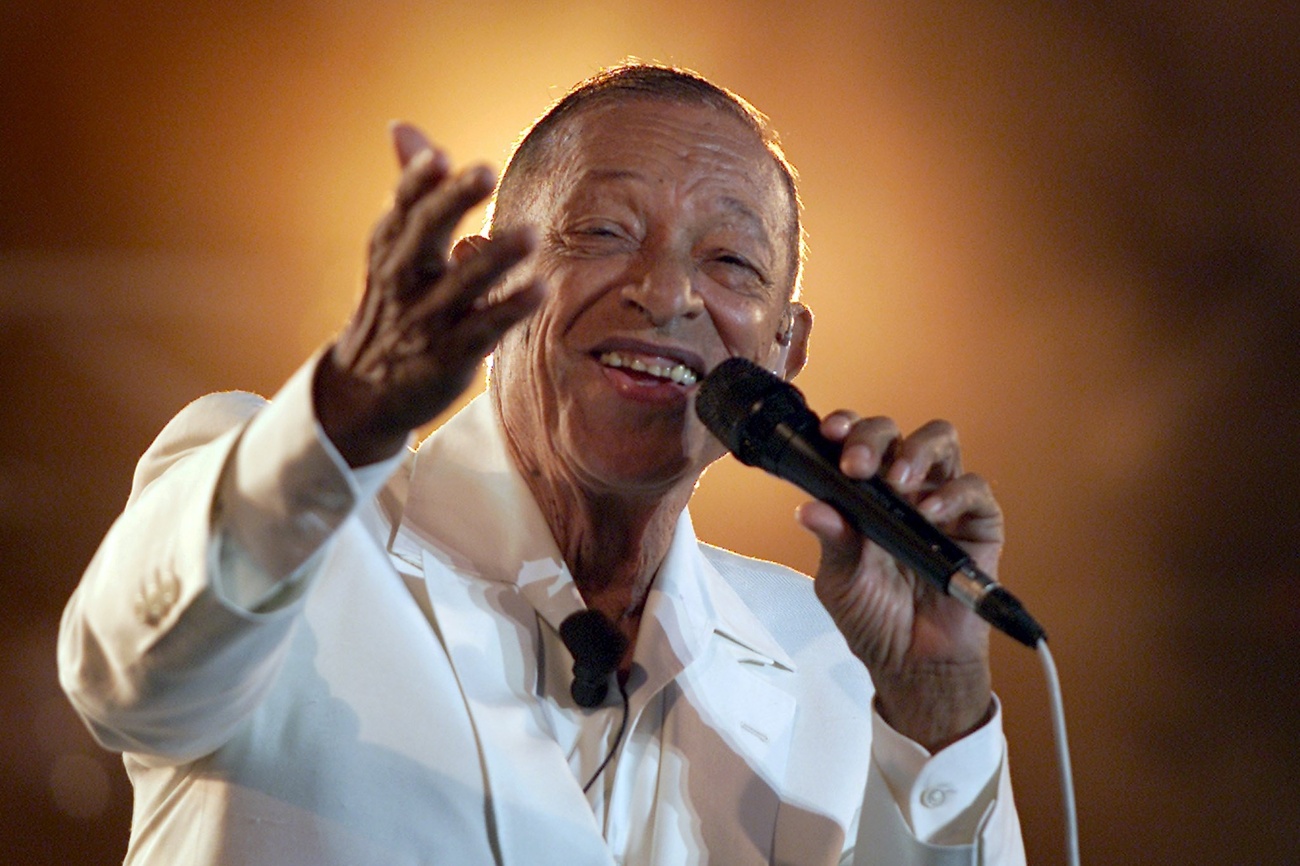 Henri Salvador (1917-2008) fotografado durante show em Nyon, Suíça, em 2001.