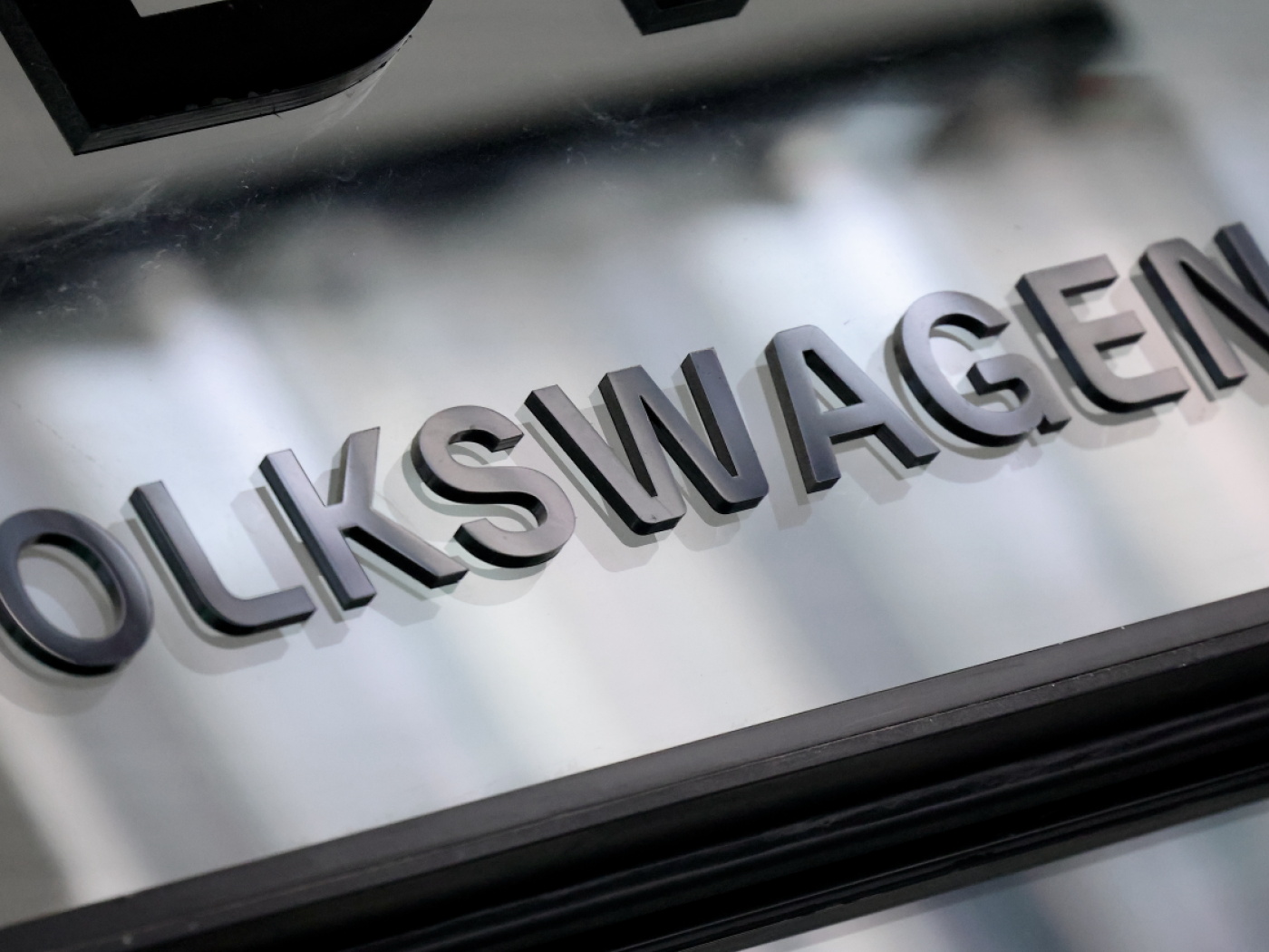 Volkswagen crisis hits Switzerland too