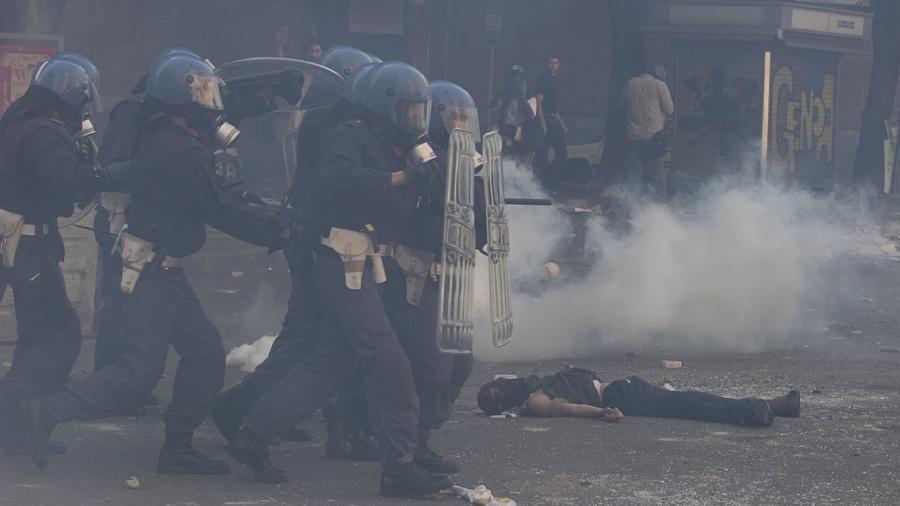 Poliziotti antisommossa