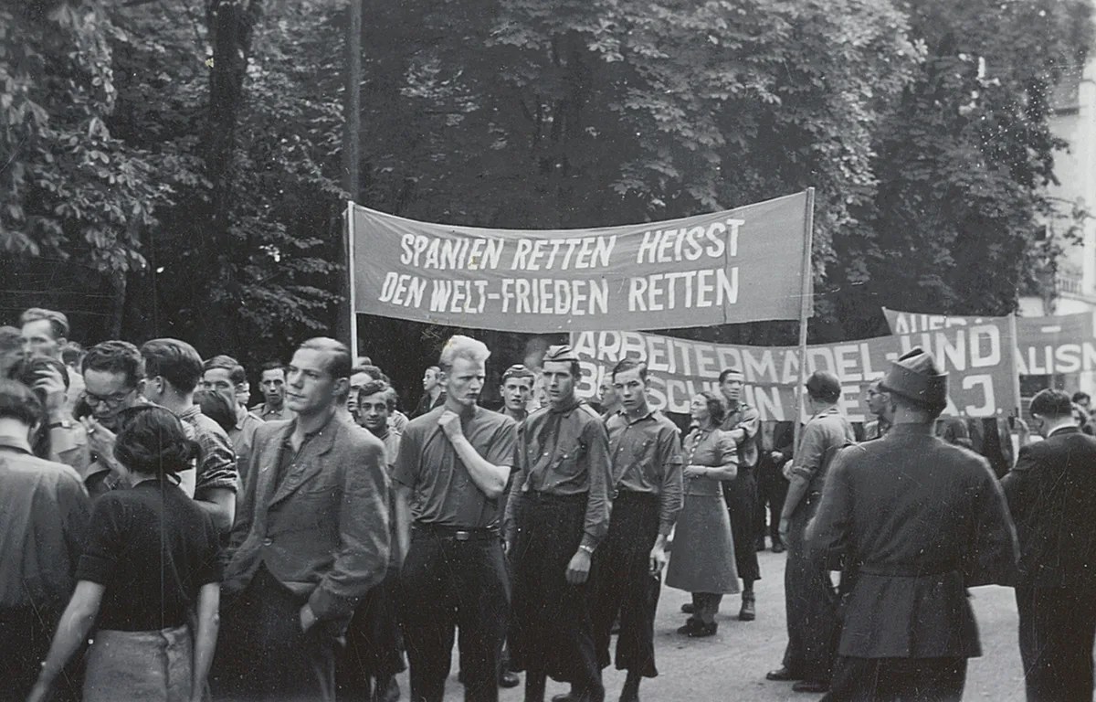 Manifestation contre la guerre d'Espagne en 1938 en Argovie