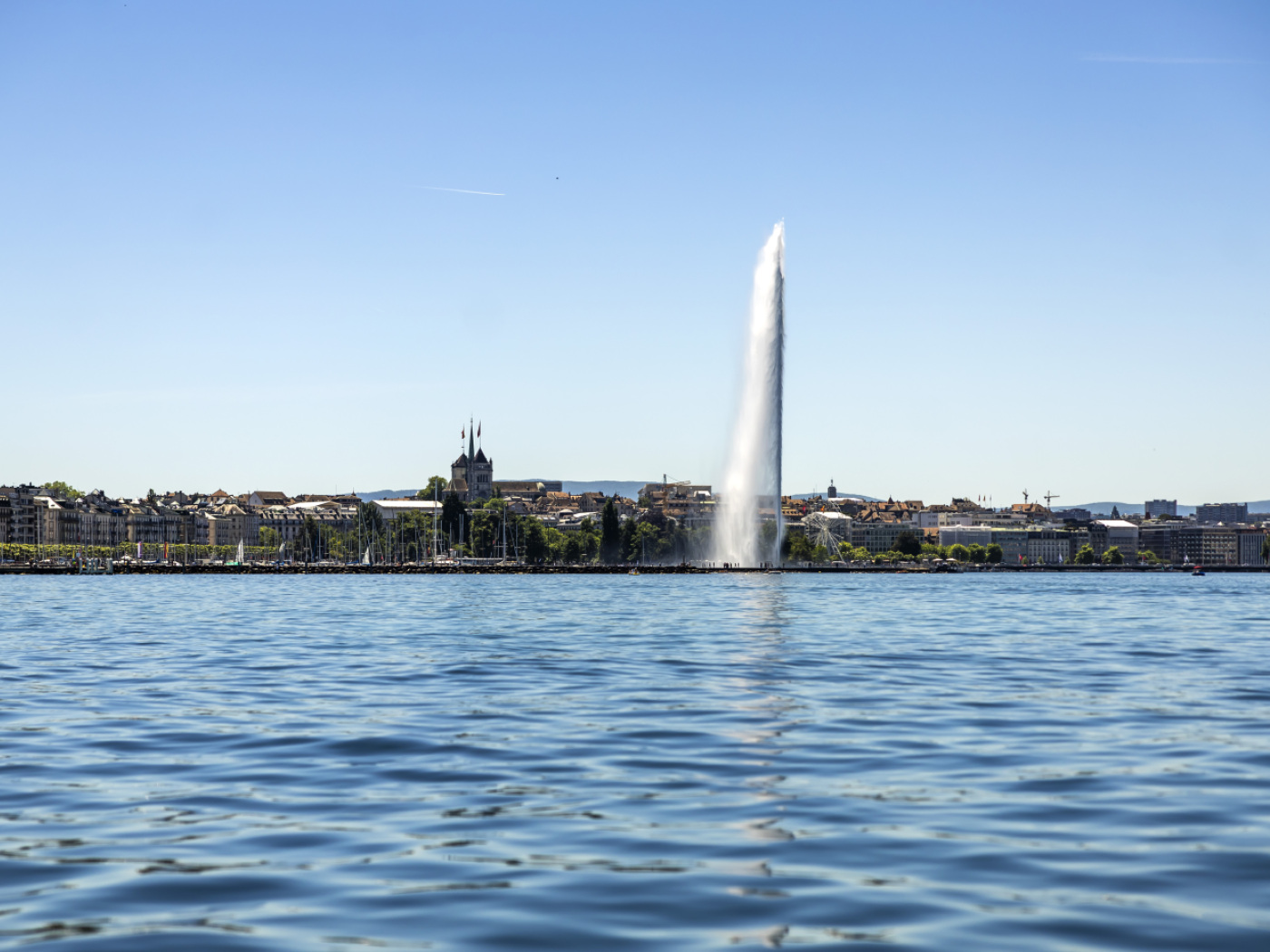 Study: High housing costs are driving 92,400 French-speaking Swiss to emigrate