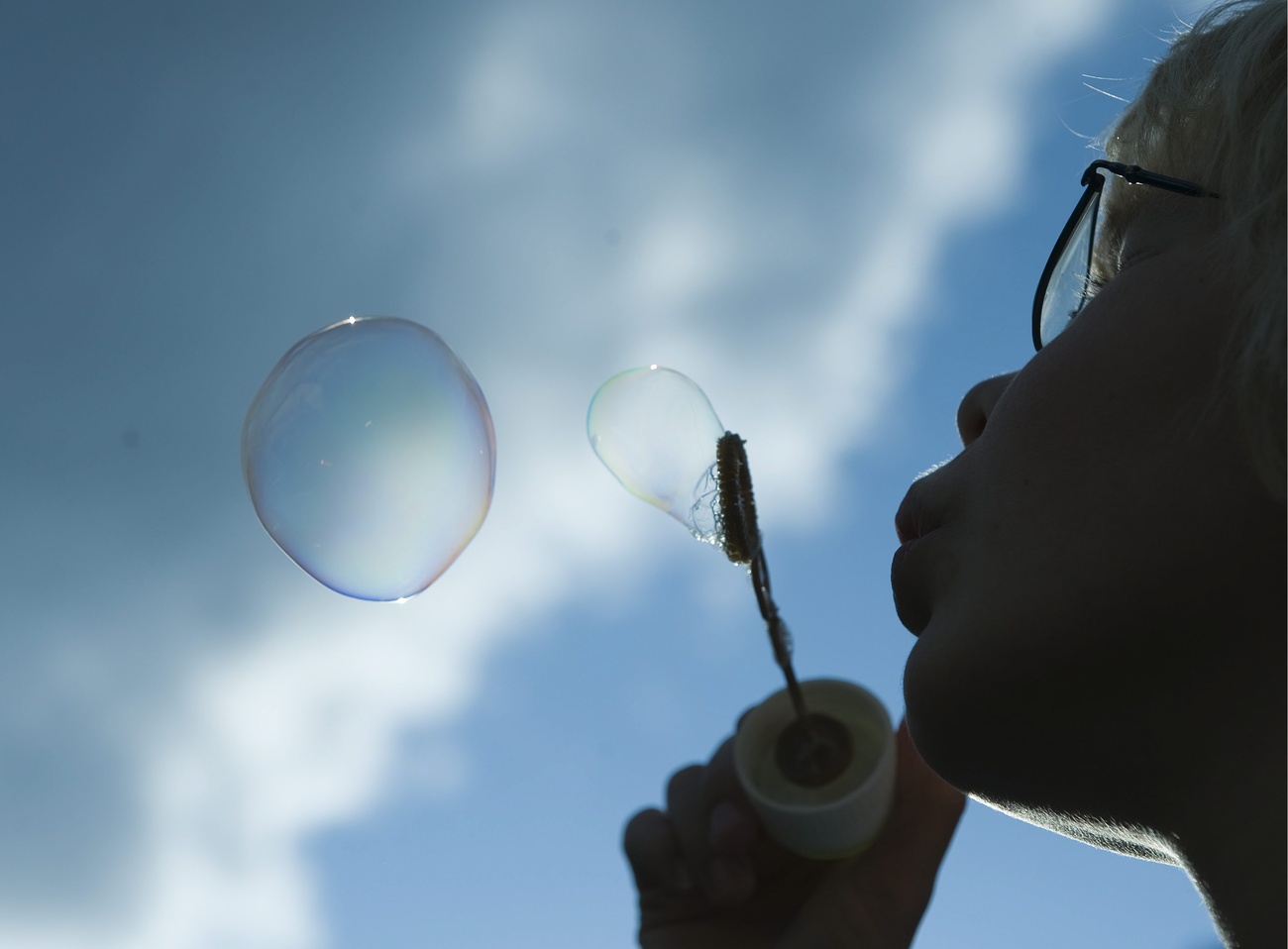 Fears grow that the AI bubble will pop