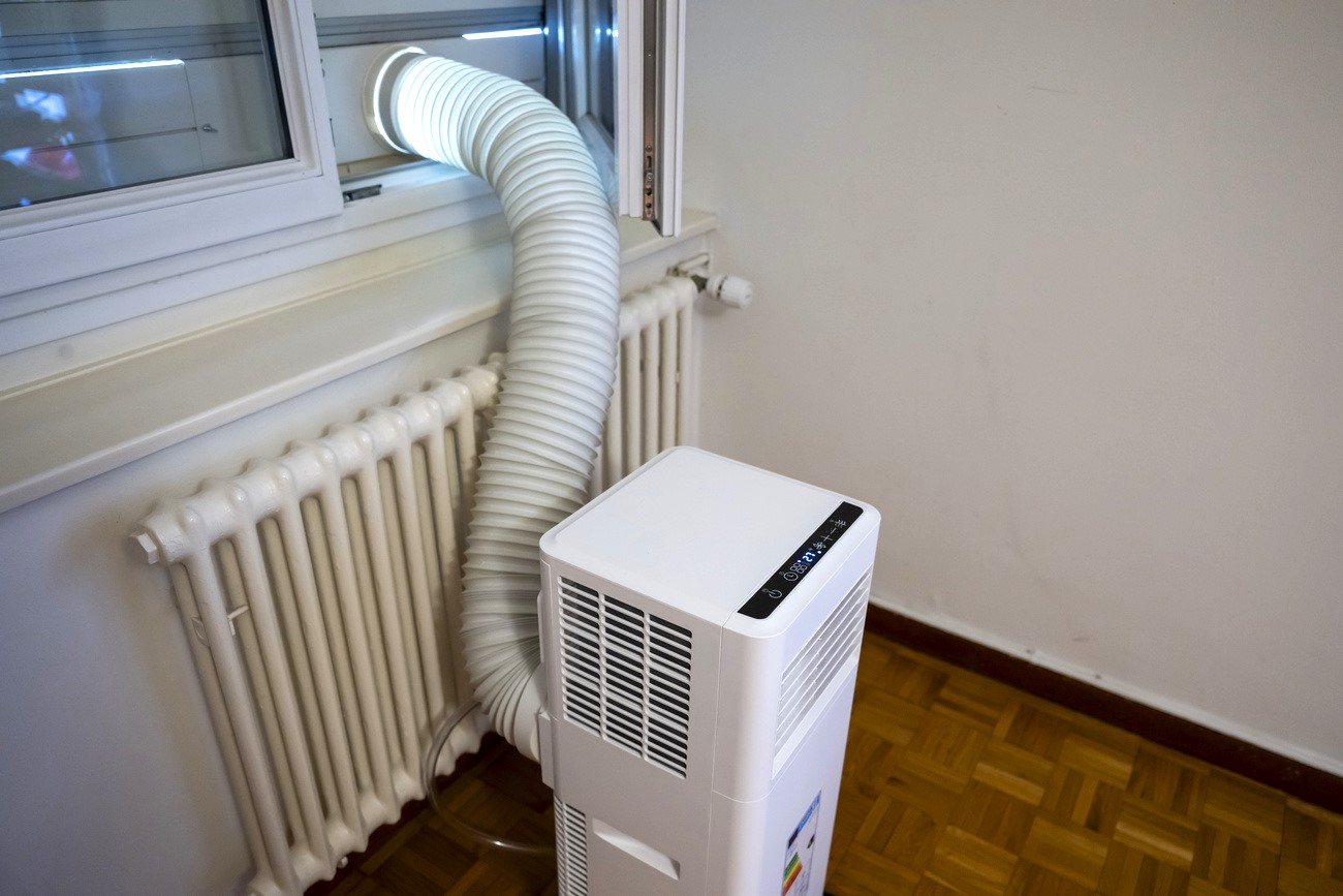 portable air conditioner inside a room