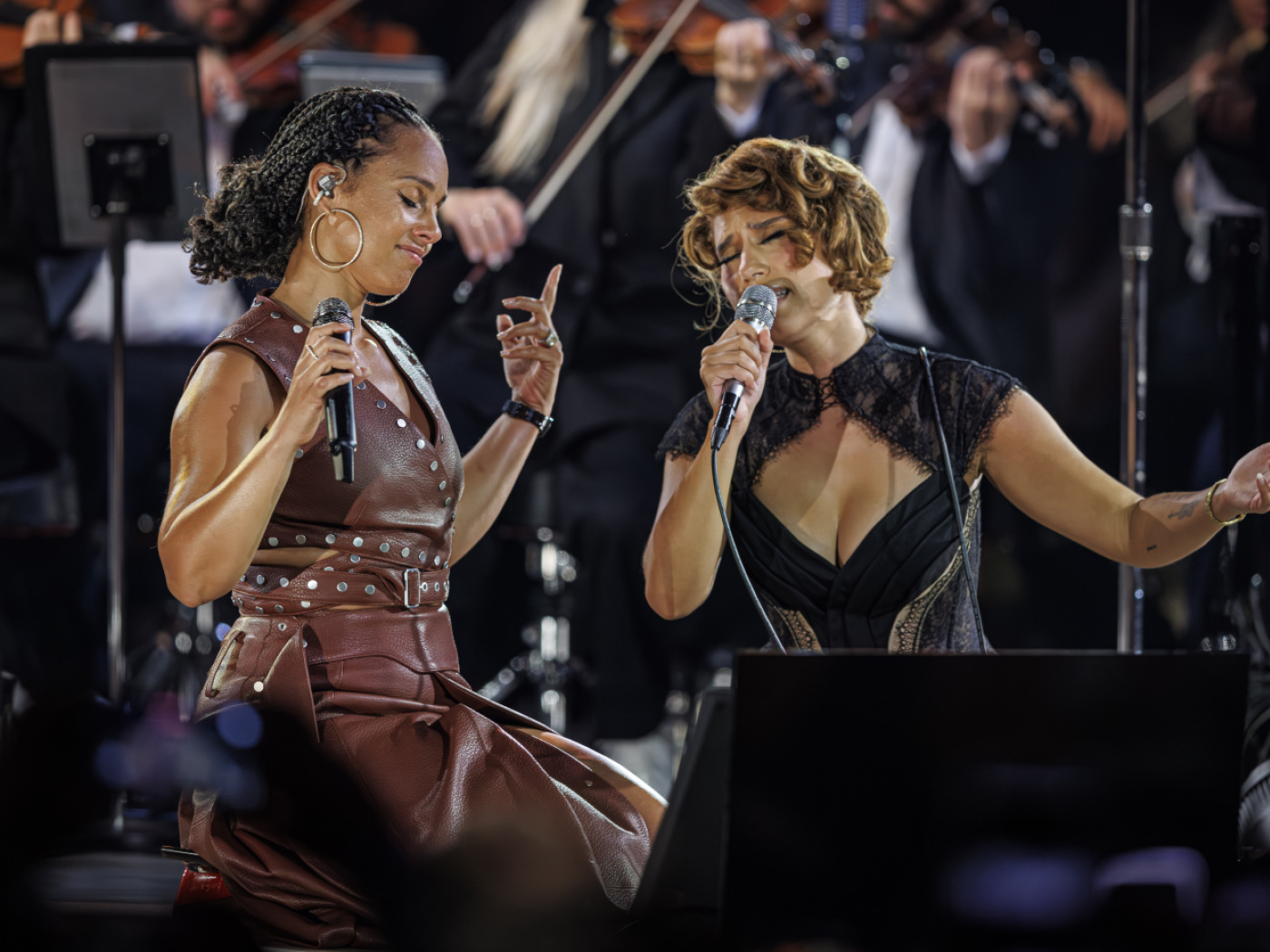 Raye opens the festival in Montreux with Mark Ronson and Alicia Keys