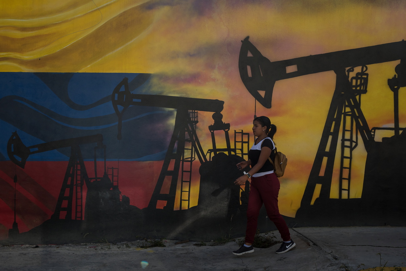Un mural en las instalaciones de Petróleos de Venezuela, en Caracas, Venezuela.