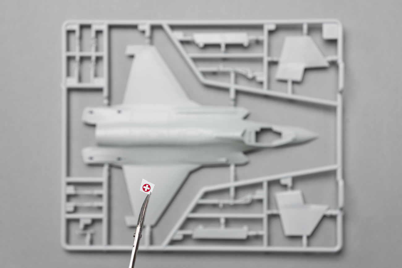 Il modellino da costruire dell'F-35 in plastica