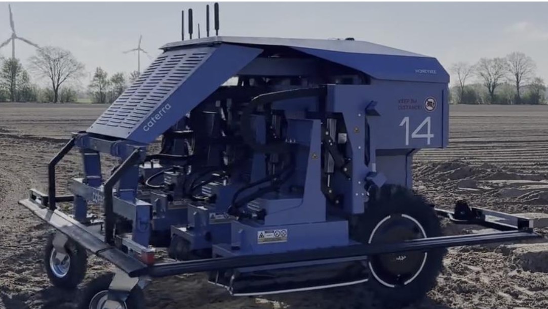 Un robot utilise le laser contre les mauvaises herbes.