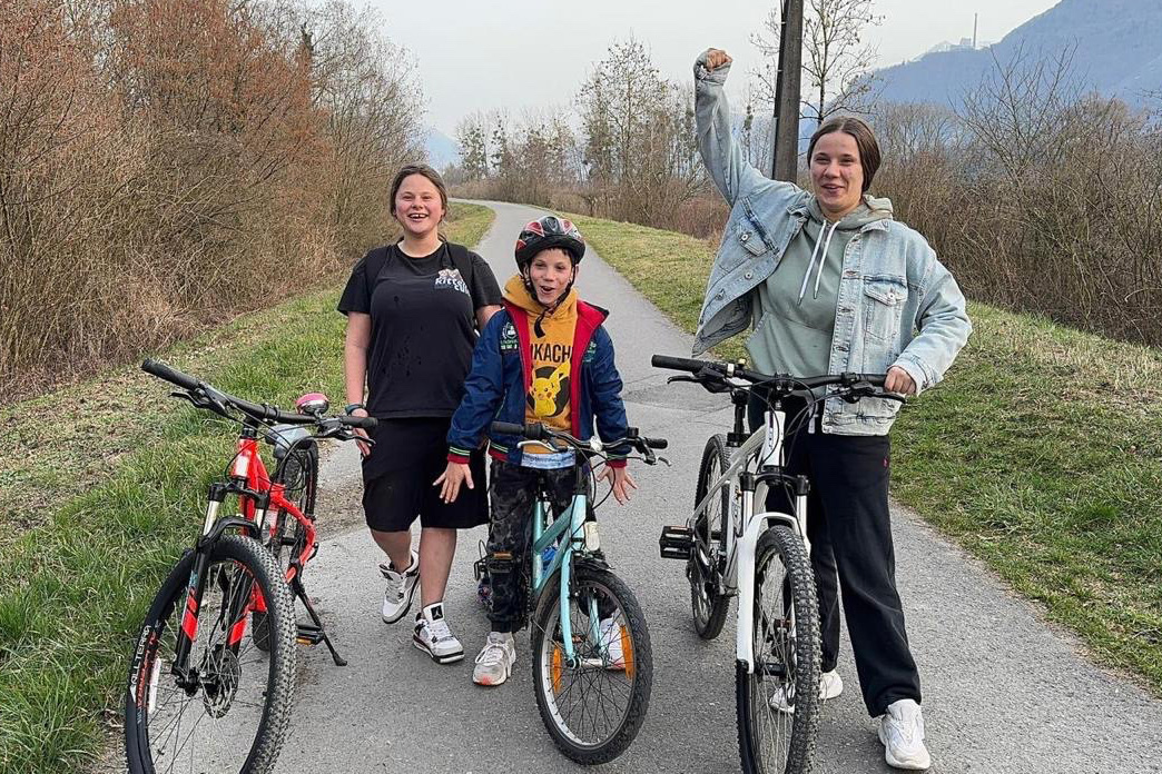 Children from the Mariupol children’s home on a bike ride in Switzerland.