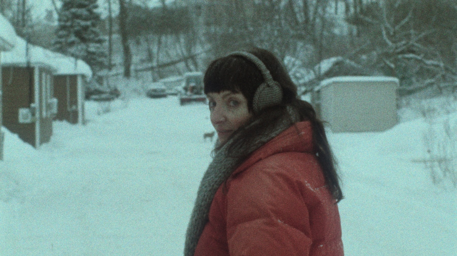 Larissa Corriveau in the role of an angel fo death.