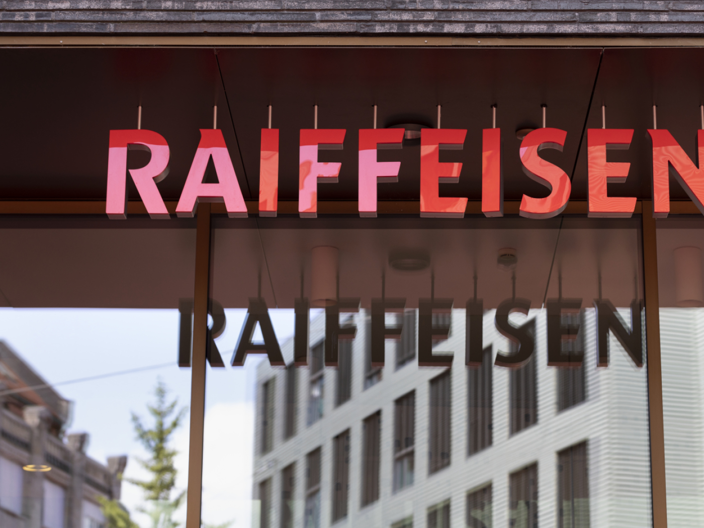 Raiffeisen launches cost-cutting programme despite a significant rise in profits