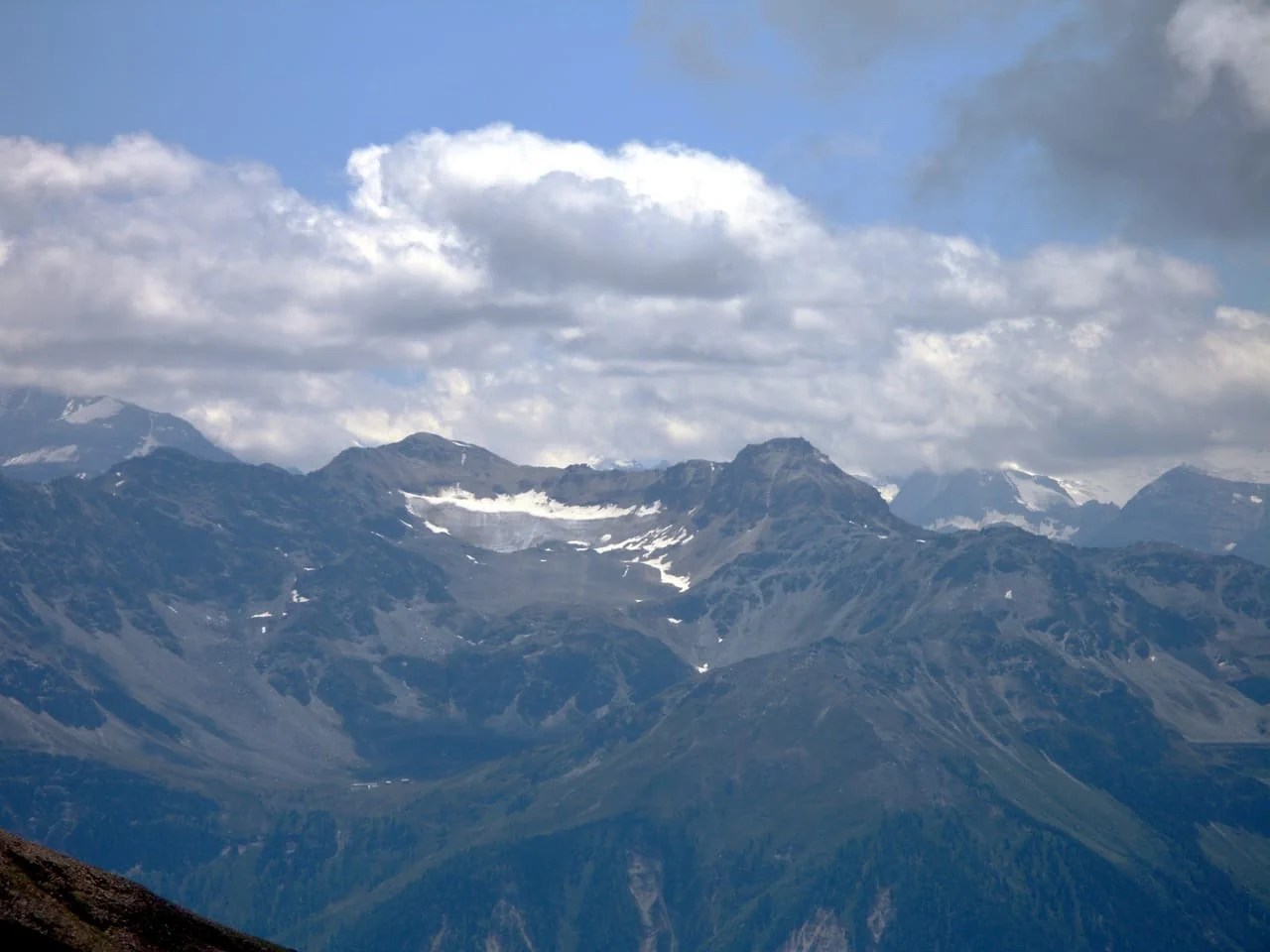 So sah der Bella-Tola-Gletscher 2005 aus. In den letzten Jahren hat er stark an Eismasse verloren.
