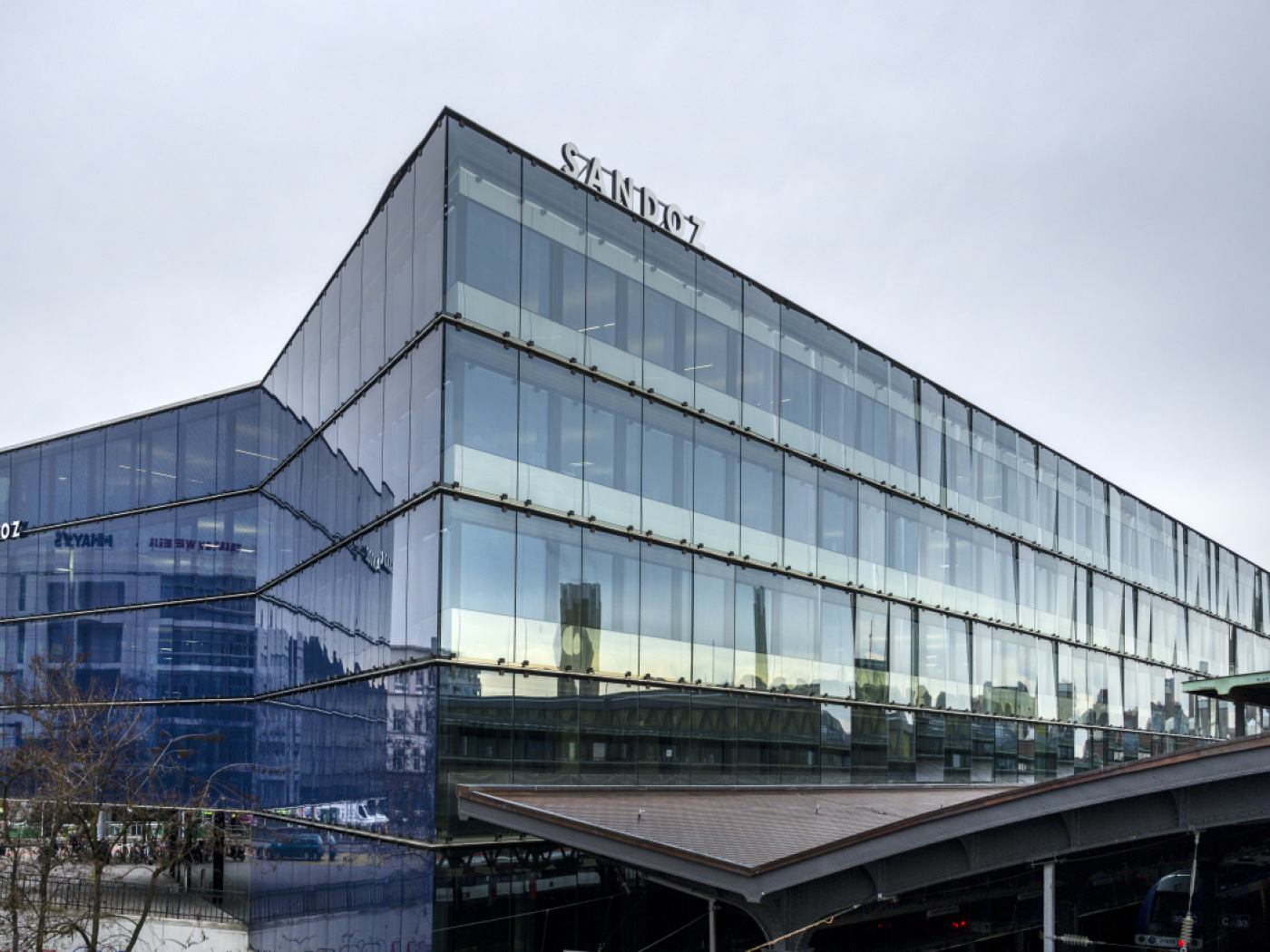 Sandoz to pay $450 million following a settlement with 43 US states