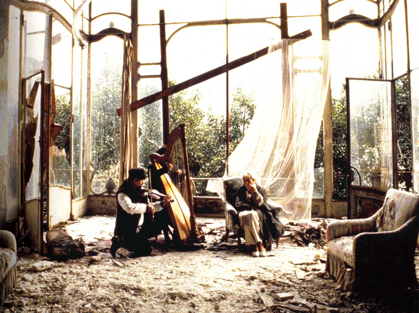 Poetry of images: scene of Ghosts and Guests (1989), a long-forgotten work by Swiss film maker Isa Hesse-Rabinovitch. The festival screened two of her films restored by the Cinemathèque Suisse to great acclaim in Locarno.