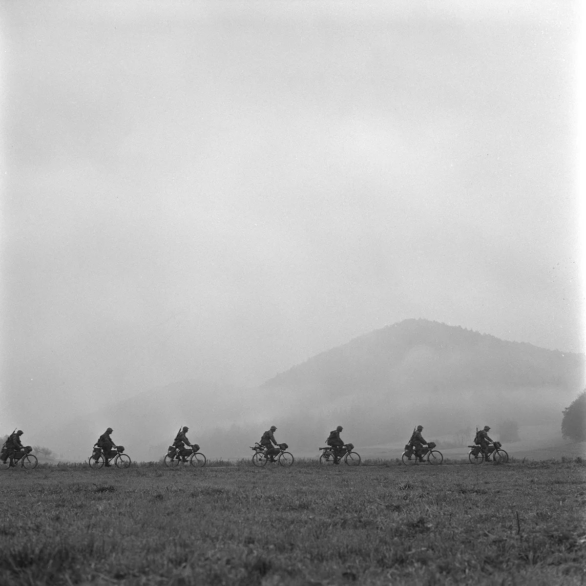 Militärvelos im Einsatz, Winterthur, 1965.