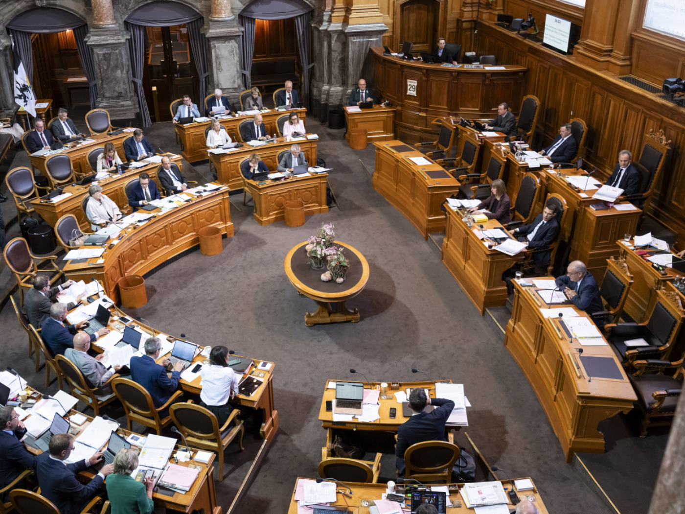 The Council of States introduces a new immigration tax