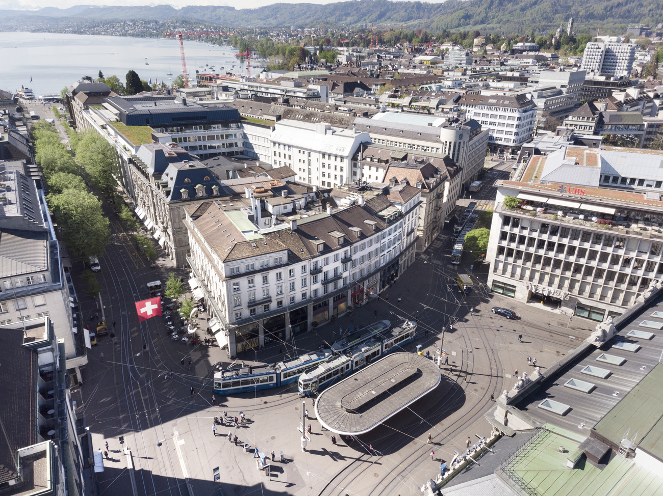 Paradeplatz a Zurigo, vista dall'alto.