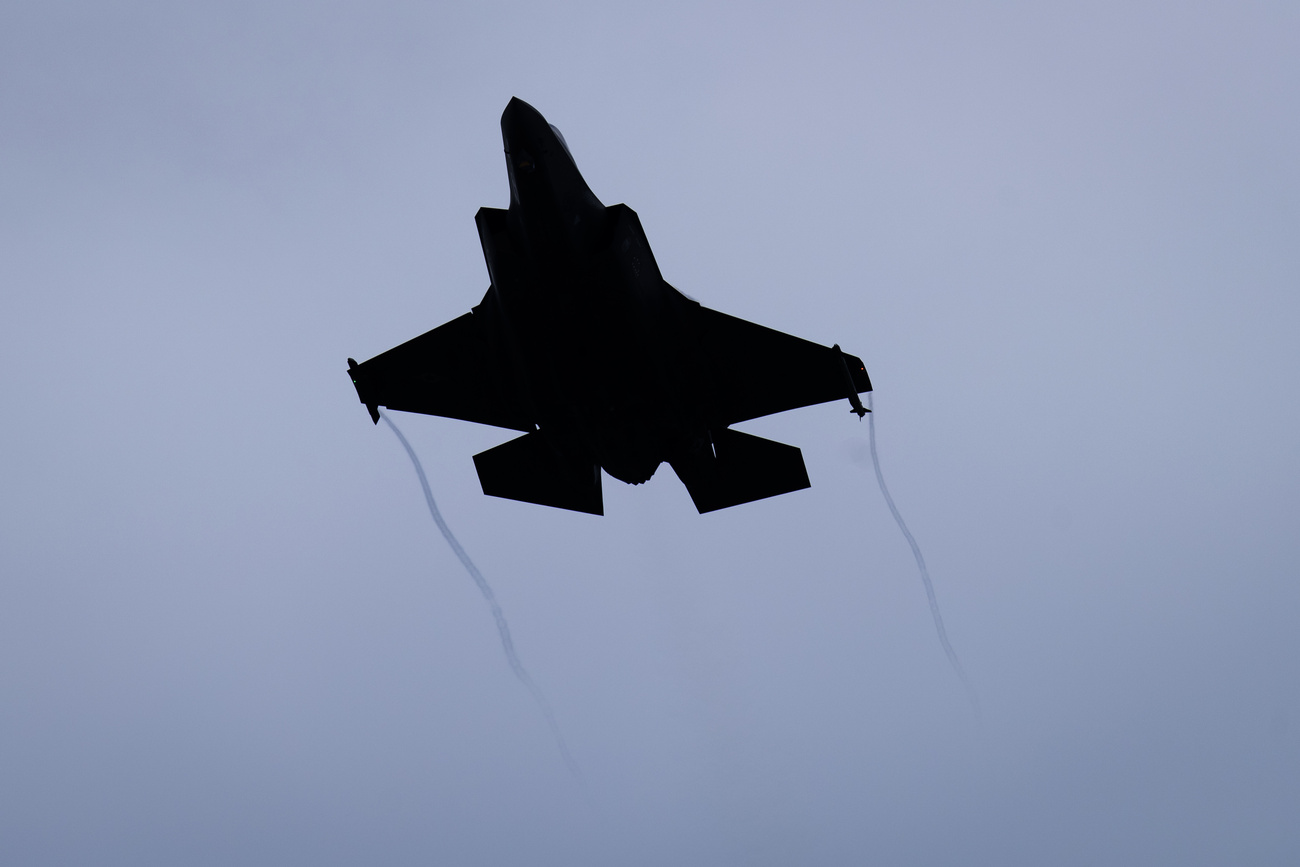 F-35 in volo