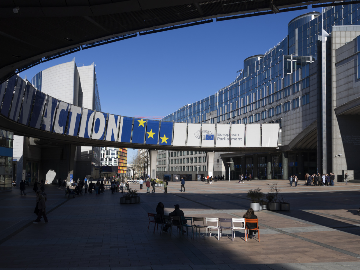 Commissione Parlamento europeo approva accordi Svizzera-Ue