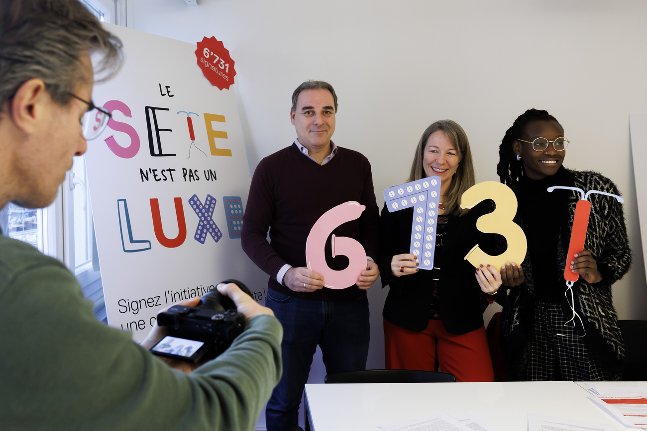 ‘Le sexe n’est pas un luxe!’ (Sex is not a luxury!): the Geneva Socialist Party launched its initiative for free contraception, aimed at promoting greater shared responsibility for reproductive health.