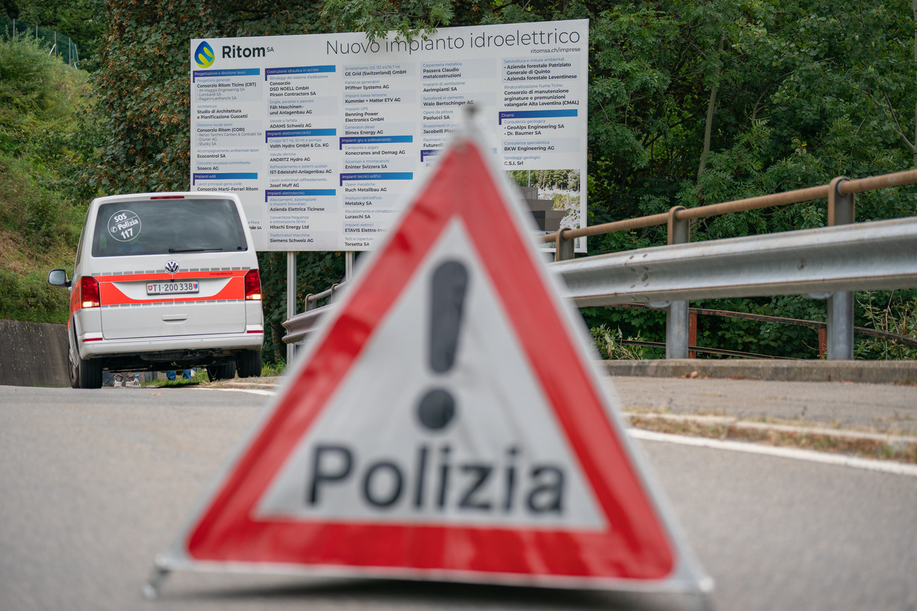 triangolo che indica la presenza di polizia