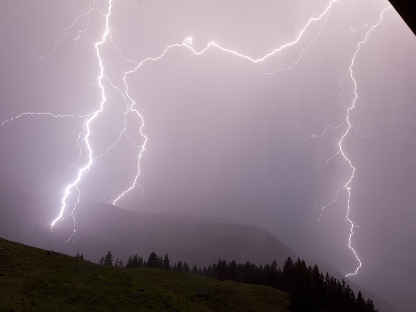 Switzerland hit by thousands of lightning strikes overnight