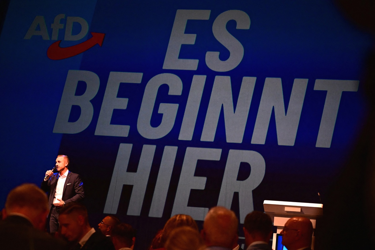 Для Путина это принципиально важно: чем сильнее позиции AfD в немецких землях, тем больше будет давление на Берлин и тем труднее немецким властям будет сохранять прежний уровень поддержки Киева.