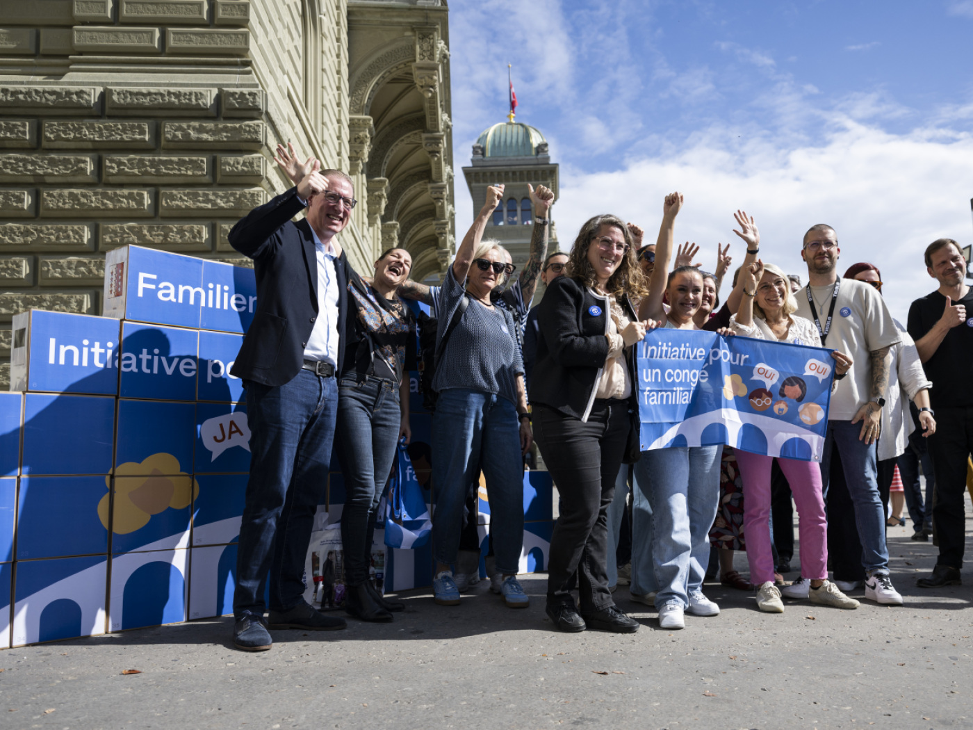112,517 signatures submitted for the ‘Family Time’ initiative