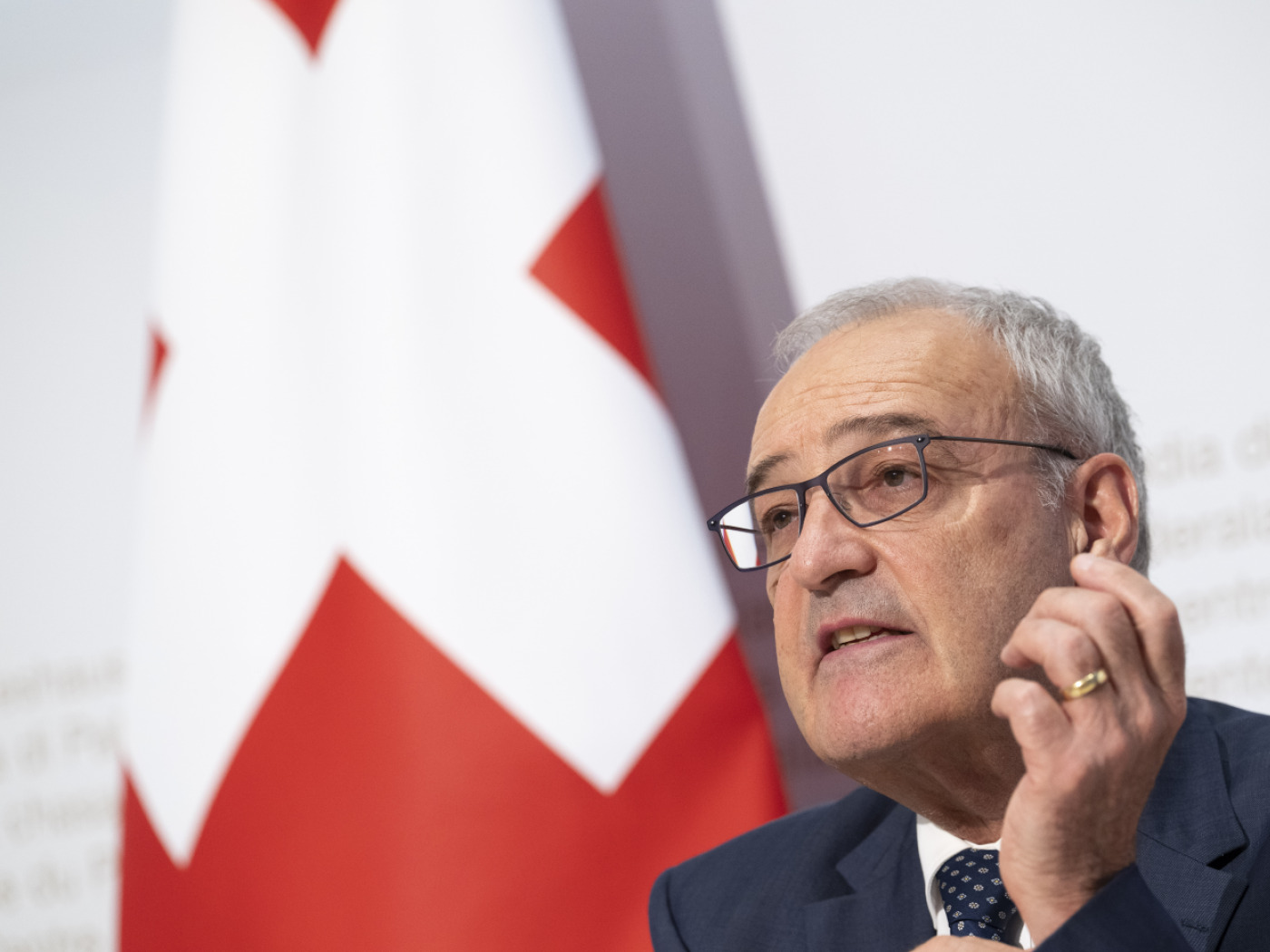 Federal Council launches referendum campaign to ease gun exports