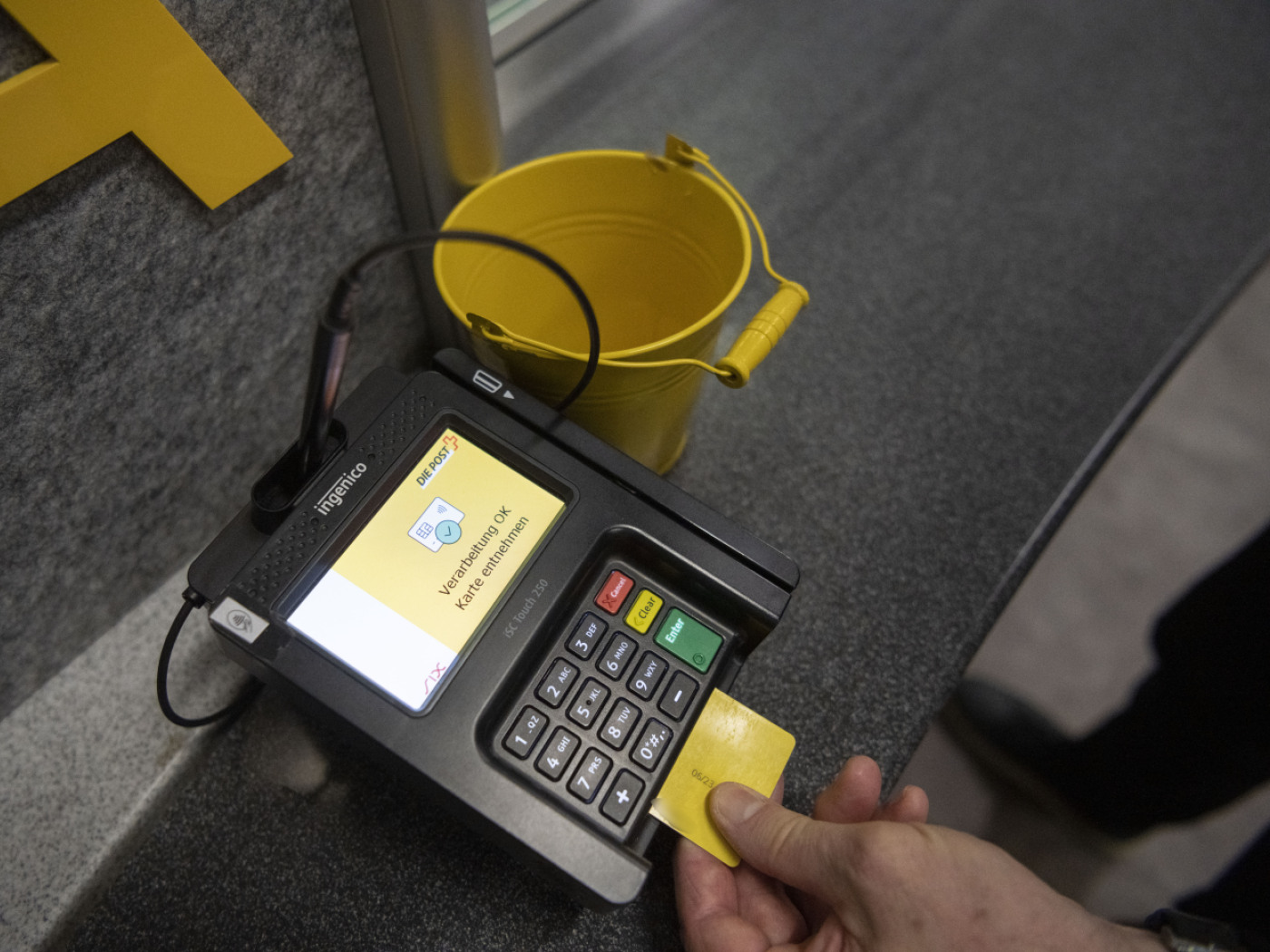 Swiss people are spending more, despite rising prices
