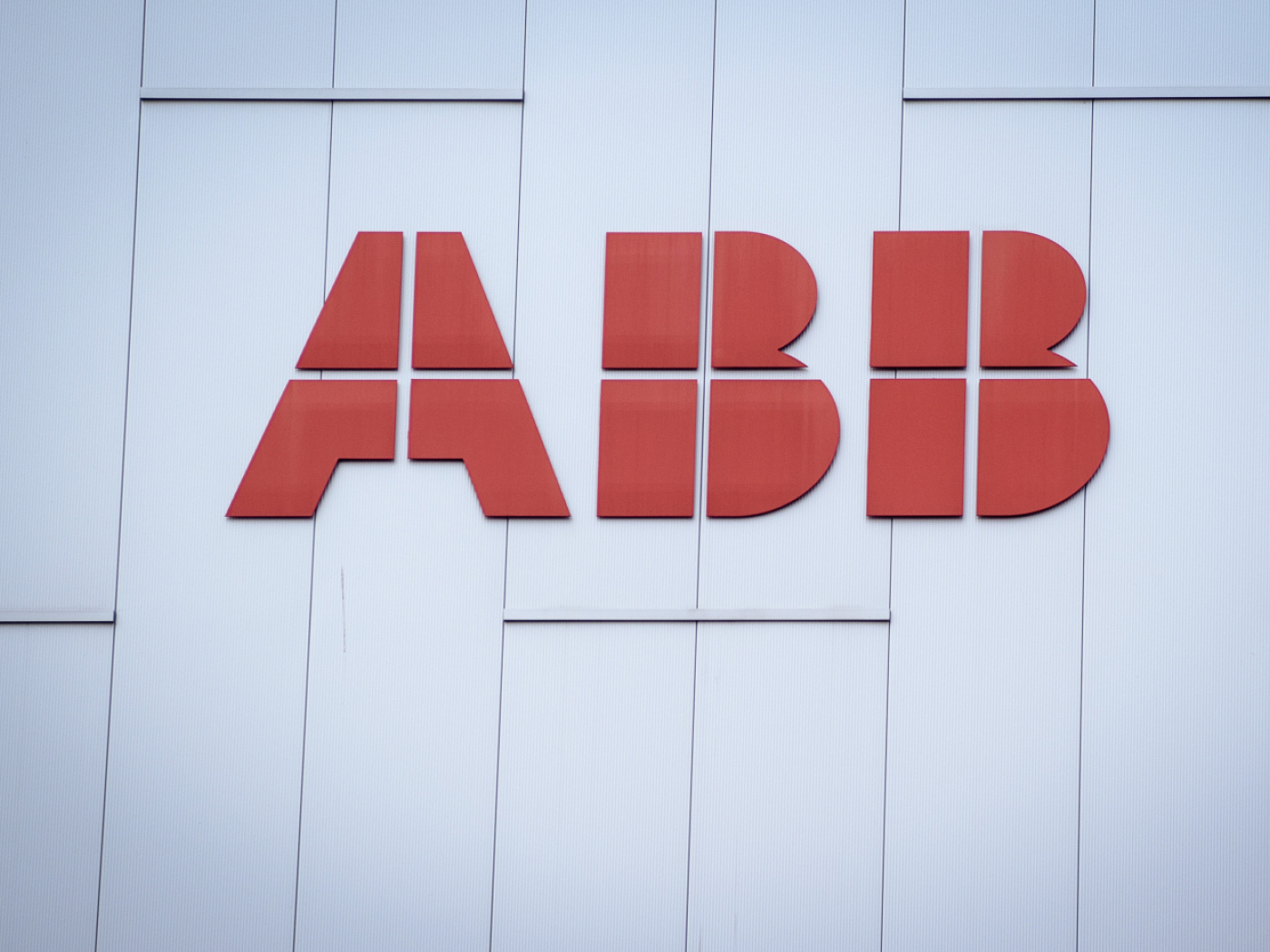 ABB: vuole crescere in Asia, joint venture con Mitsubishi Electric