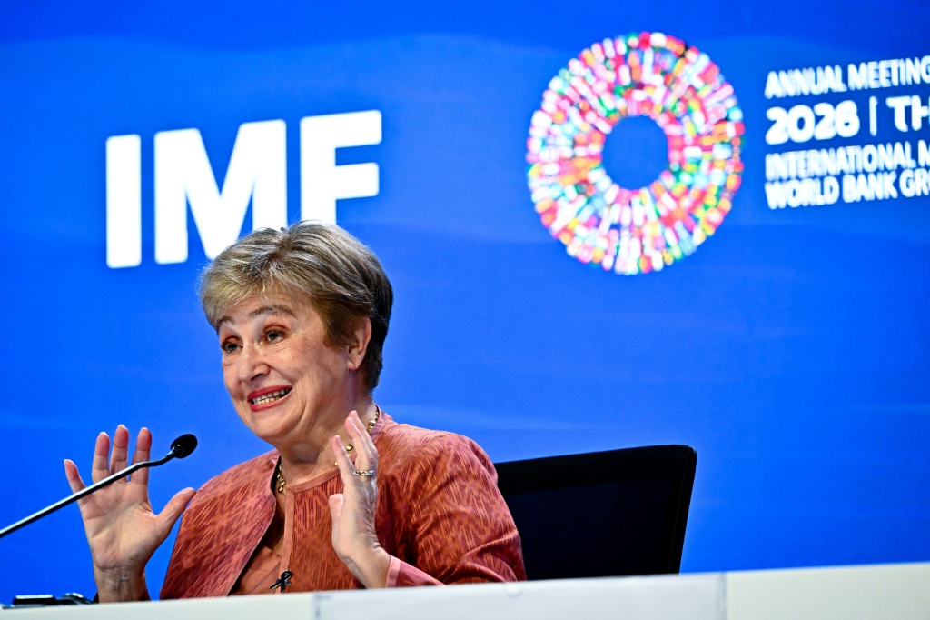 Photo: Swissinfo Speaking at the annual meetings of the IMF and World Bank in Bangkok on October 16, 2026, Managing