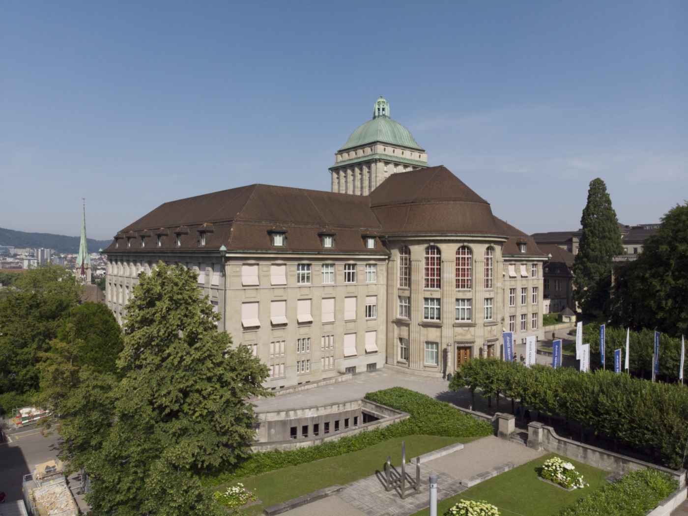 Commission criticises the University of Zurich’s senior management