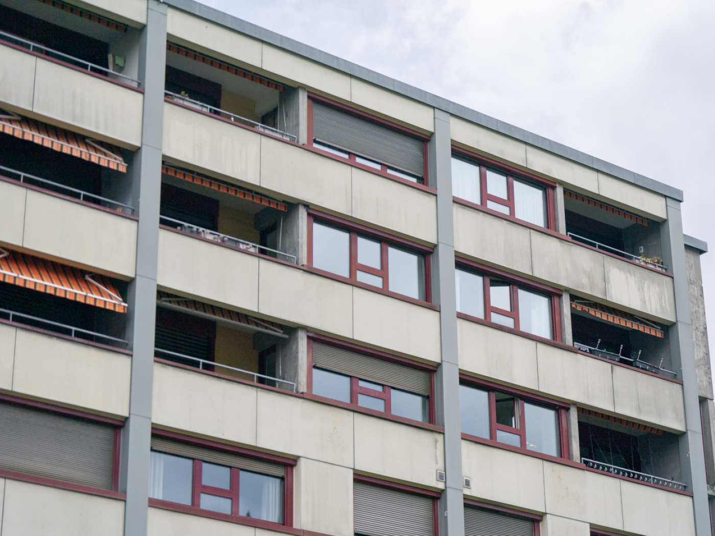 Housing is expensive; one in six Swiss people spend more than a third of their income on it