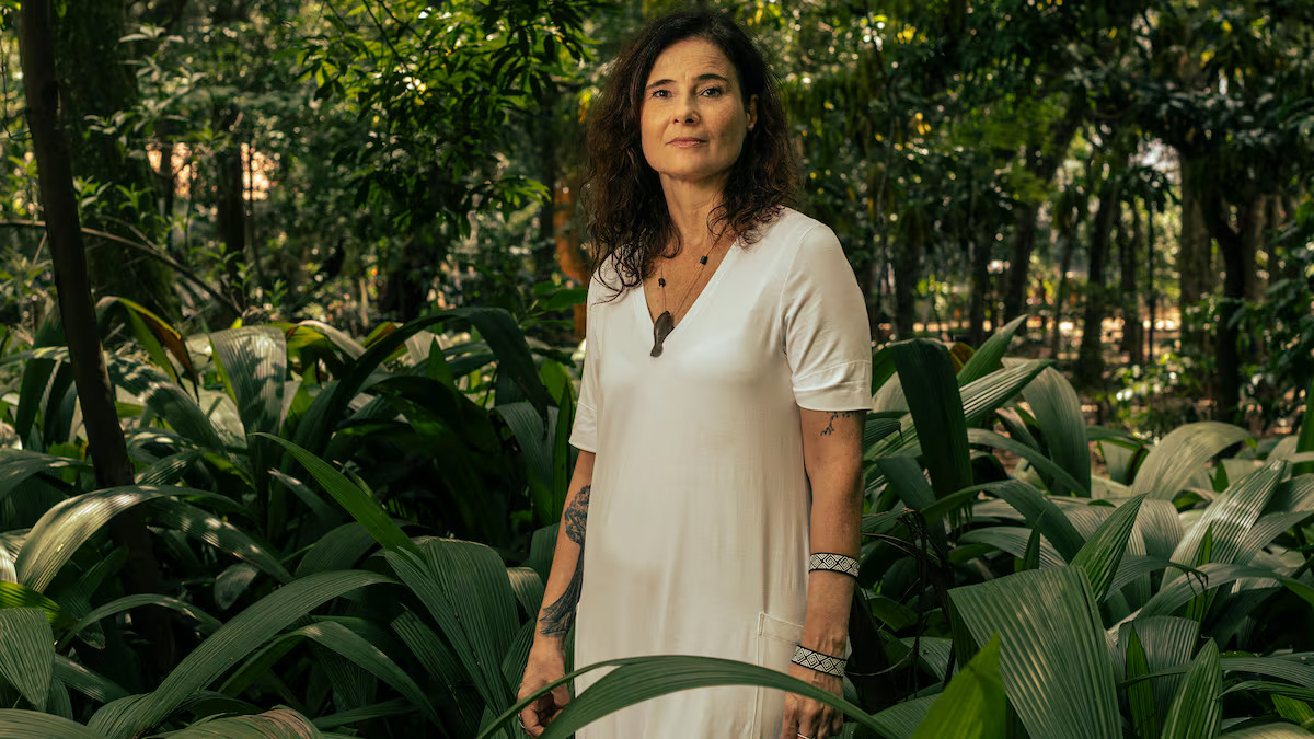 Eliane Brum: "O Brasil corre o risco de cair no fascismo."