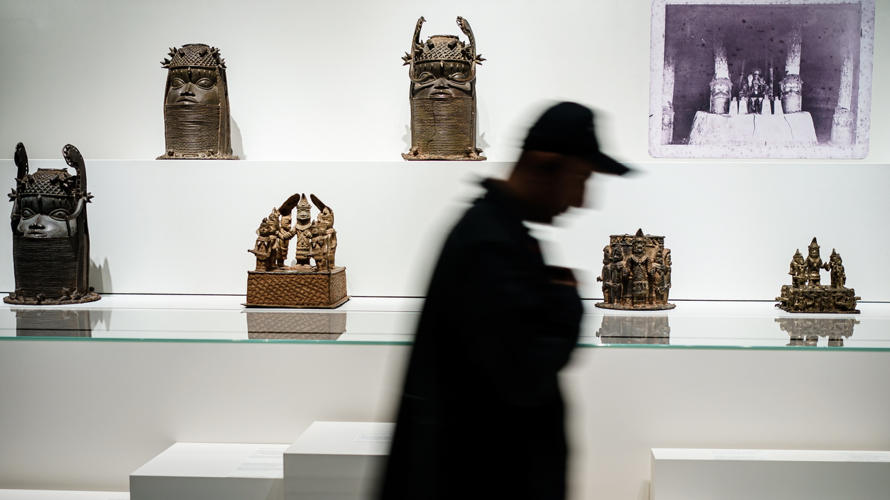 Les « bronzes du Bénin » exposés au musée du Humboldt Forum à Berlin, le 15 septembre 2022.