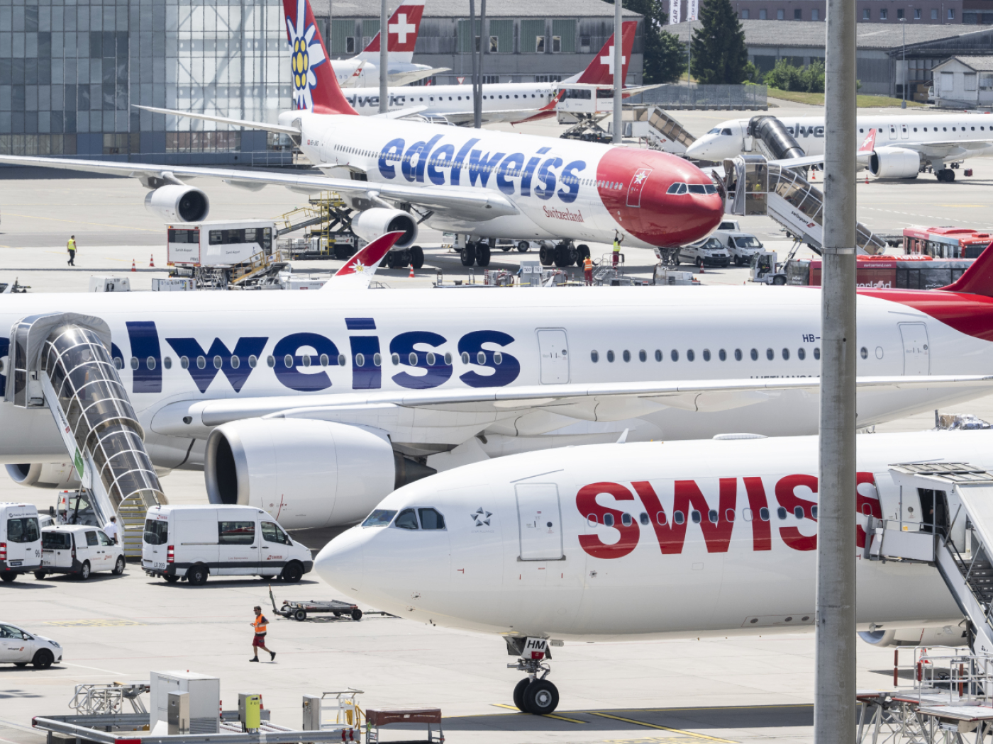 Swiss and Edelweiss are expanding their summer timetables