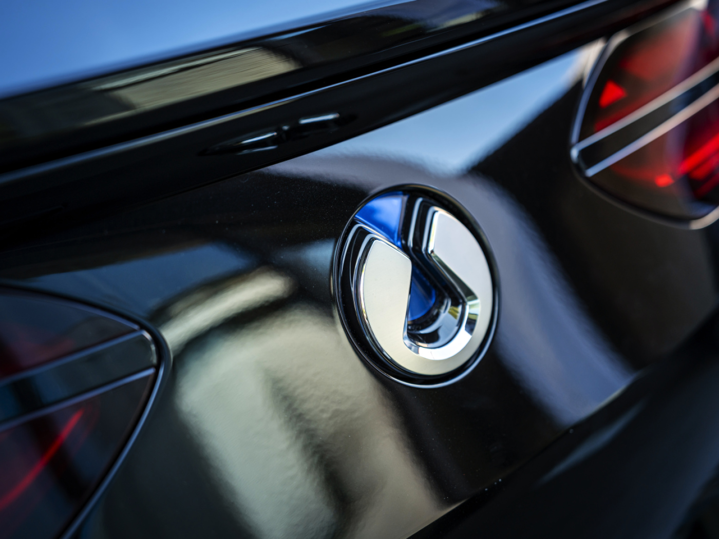 car logo