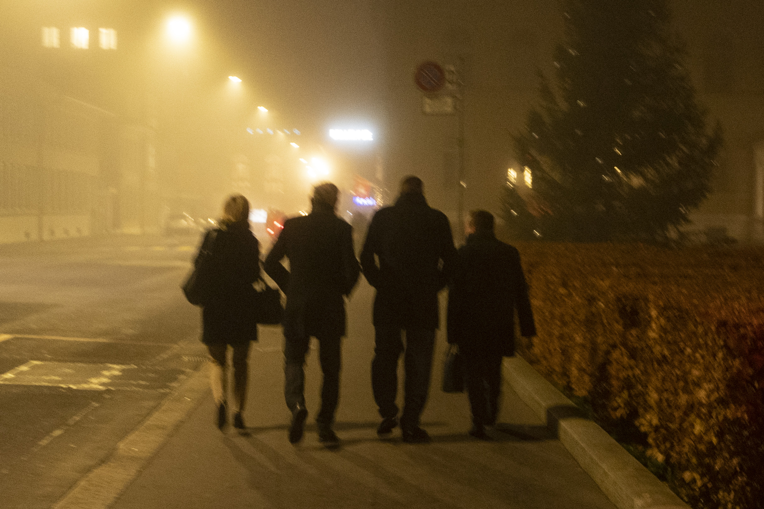 Persone di spalle