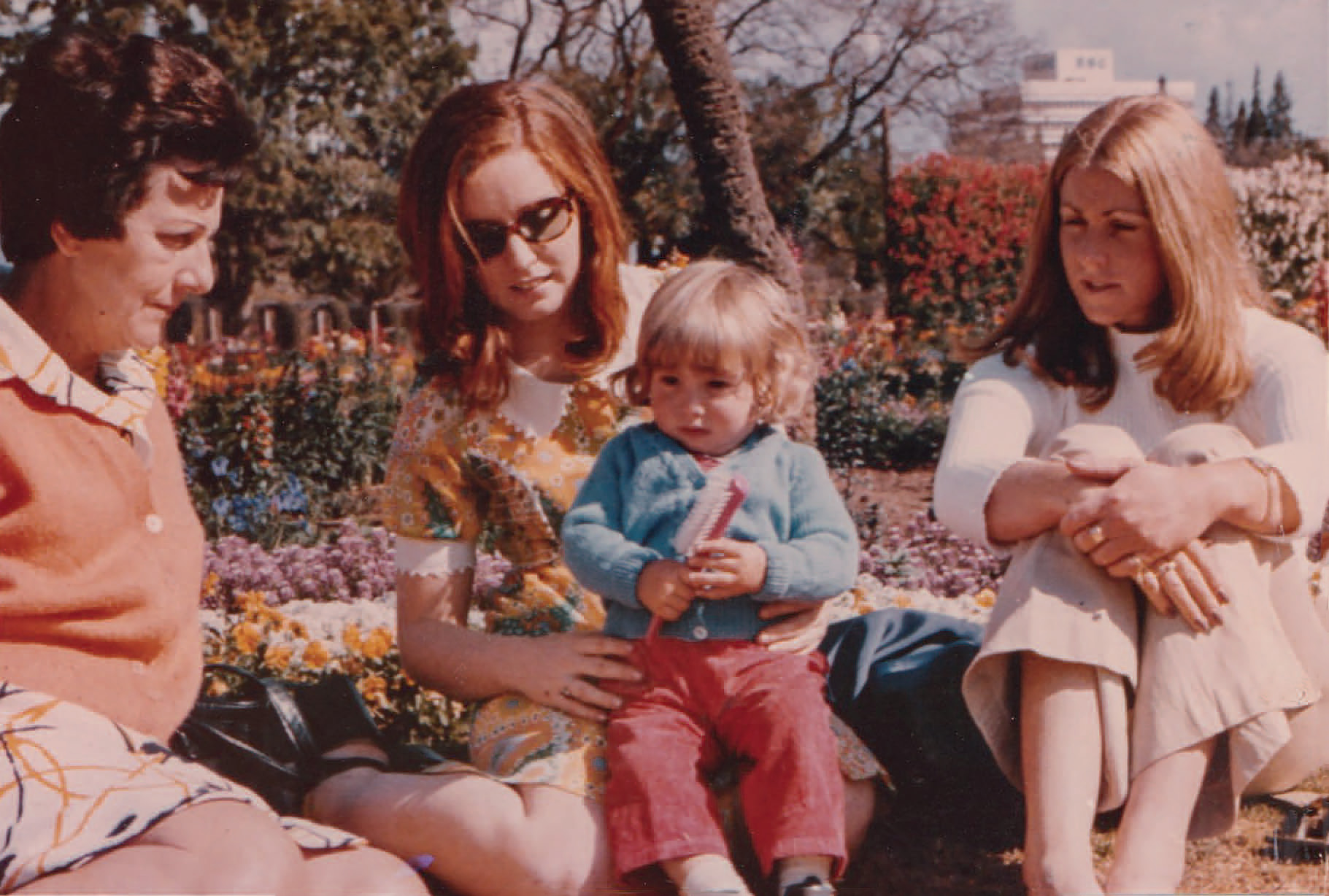 Marina with her family in Rhodesia