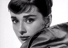 Remember Audrey Hepburn - Fashion Romance and Elegance