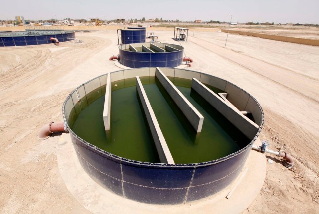 تنقى مياه الصرف الصحي في محطات خاصة تسمى محطات معالجة المياه.