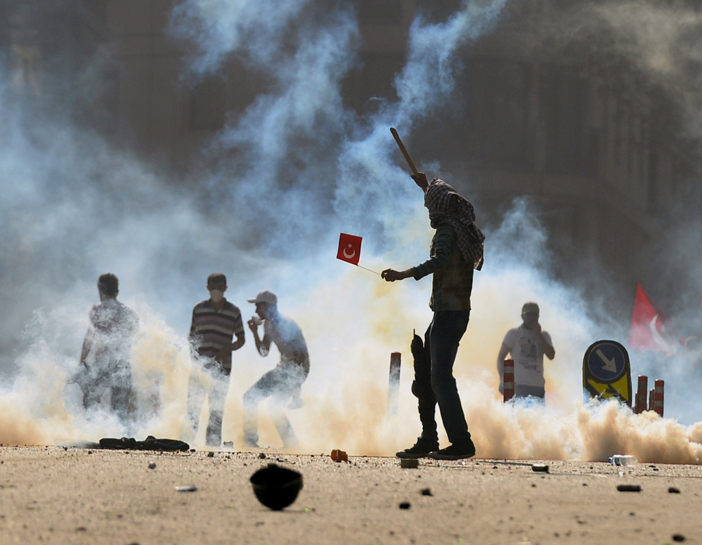 Беспорядки в турции. Протесты в Турции против Эрдогана.