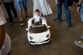 CAR_EVENT_GAL_11