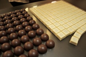 blog jpn Chocolate tasting corner black and white
